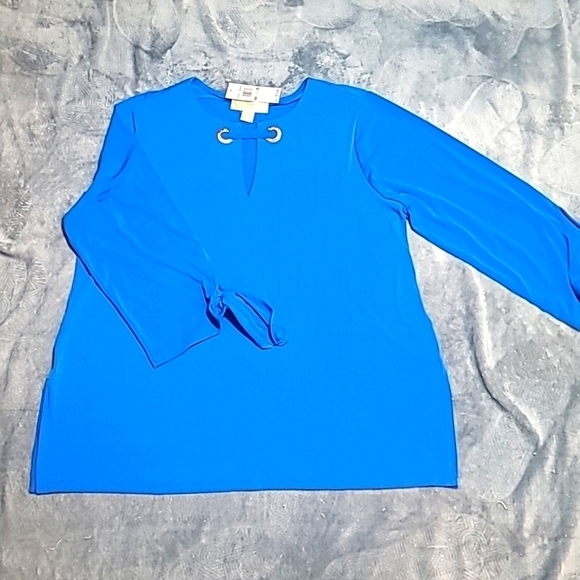 0130. NWTs ~ Michael Kors ~ Beautiful 😍 BLUE ~ Wonderful Tunic with Tie Cuffs - Picture 1 of 9